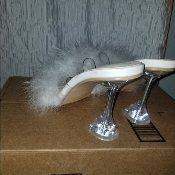 FEATHERED HEELED MULES WHITE PRINCES SHOES 7.5 - Picture 10 of 11